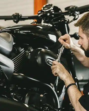 Eclairage moto  Motoplace, l'e-shop des passionnées de moto